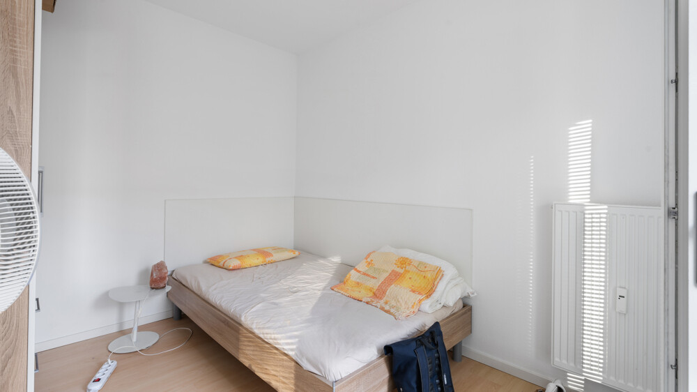 Apartment 6