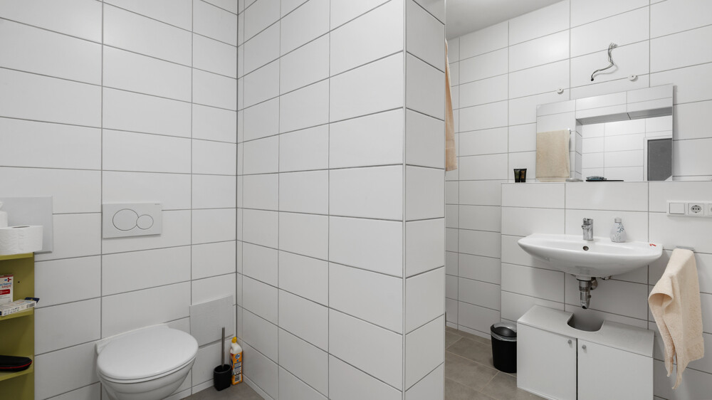 Apartment 6