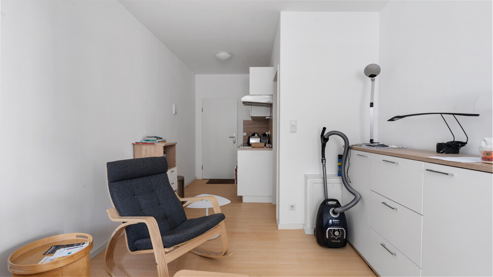 Apartment 6