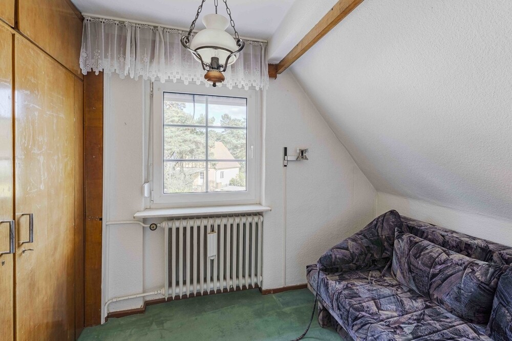Kleines Zimmer im OG