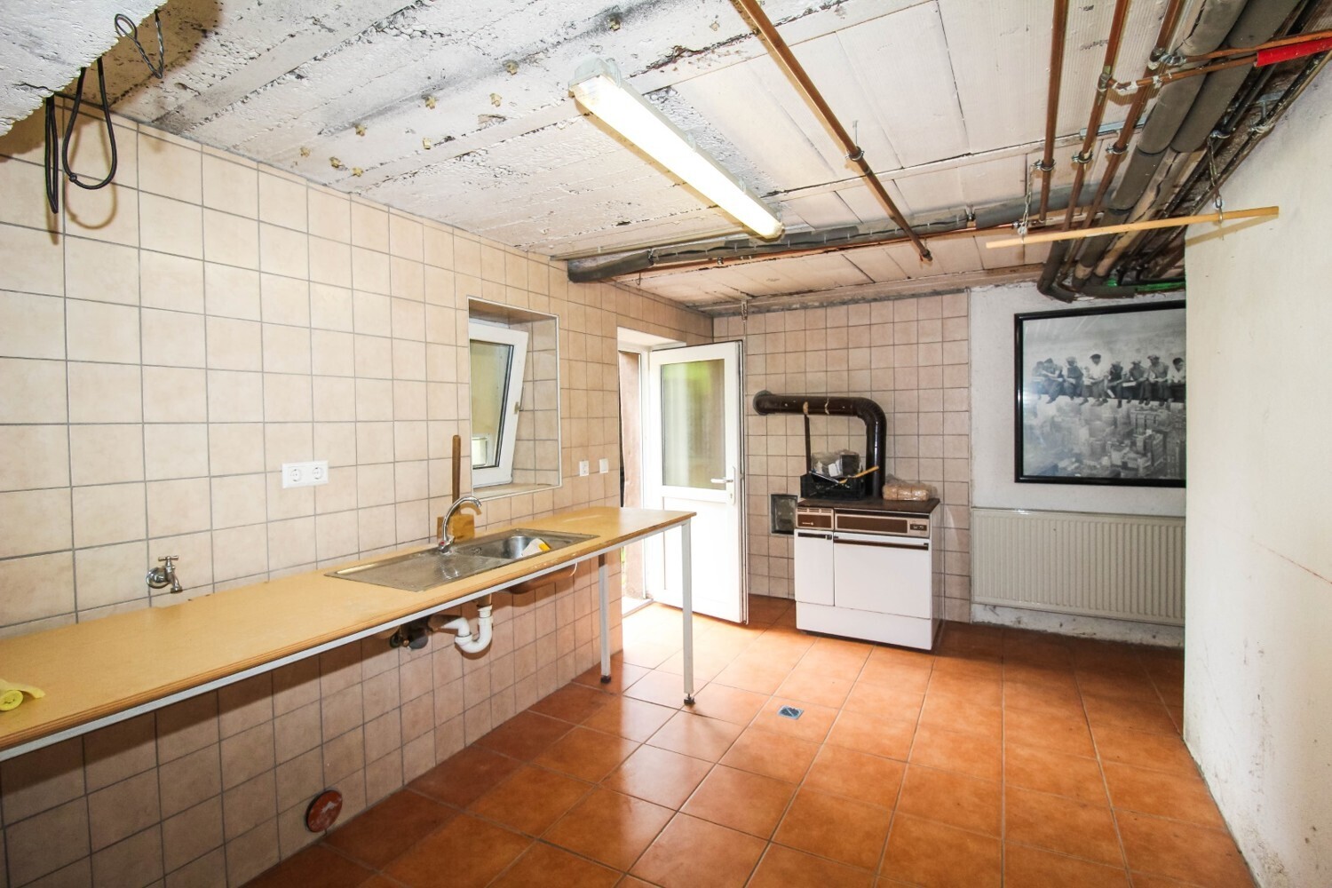 Keller_Waschküche mit Zugang zum Hof