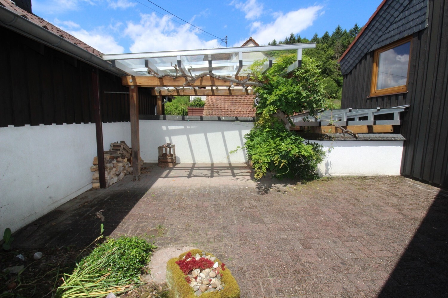 Terrasse am Wohnzimmer