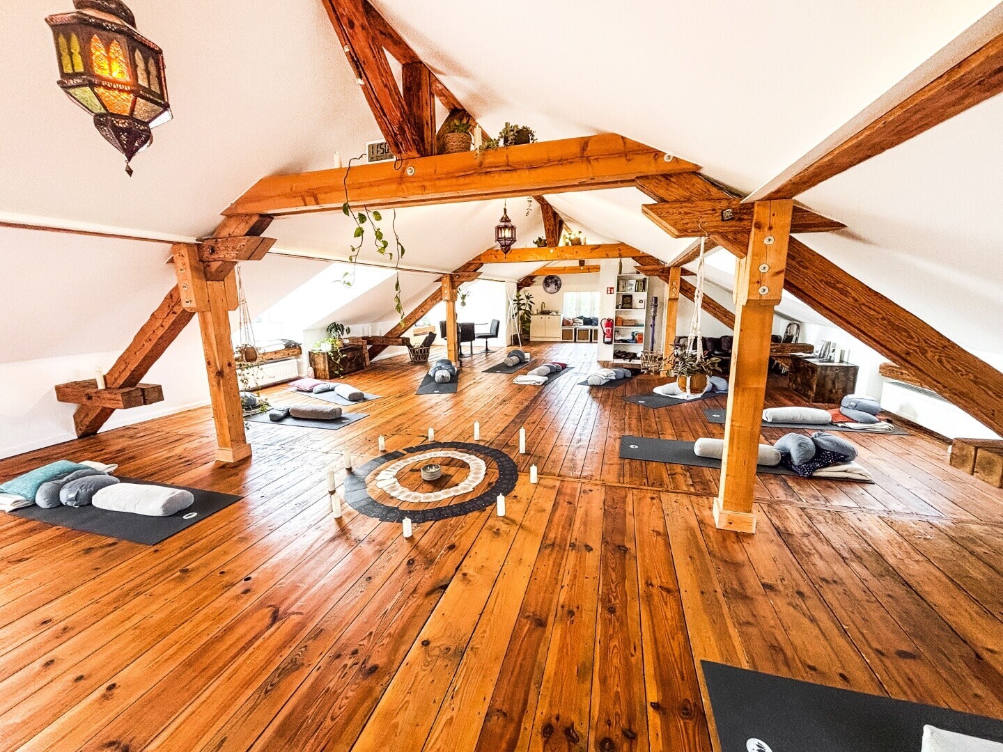 DG_Yoga