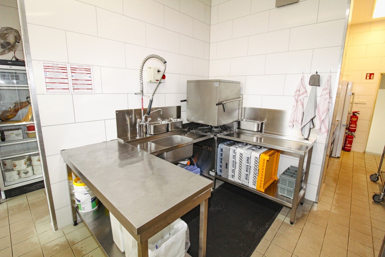 Gastronomieküche_Spülstraße