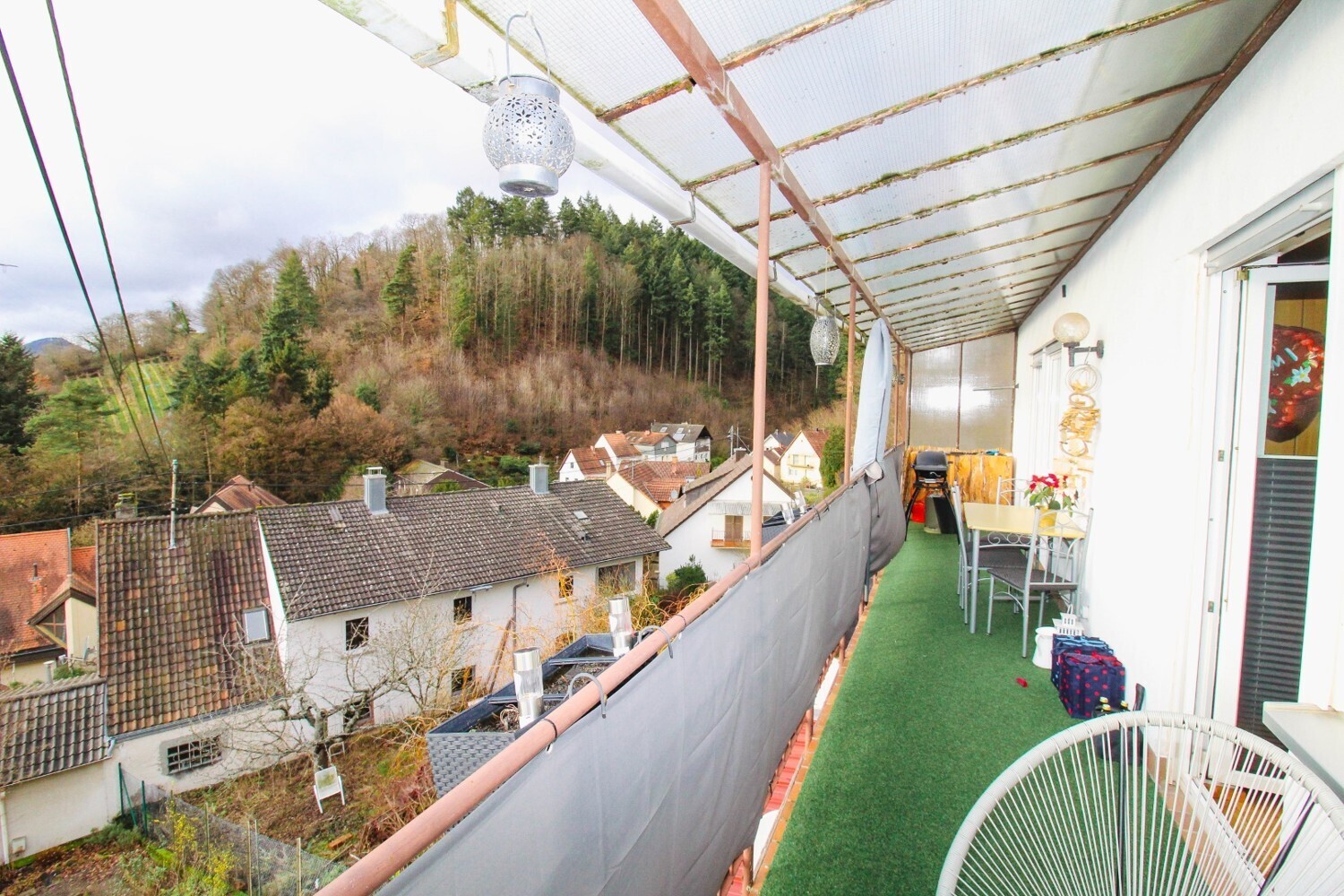 2-FH_OG-Wohnung_Balkon