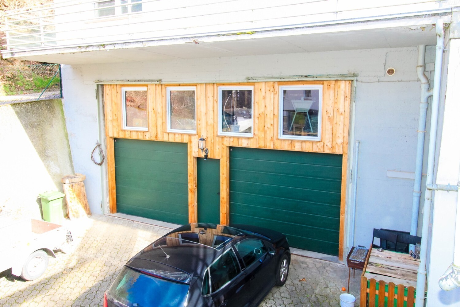 große Garage unter dem Hotel 