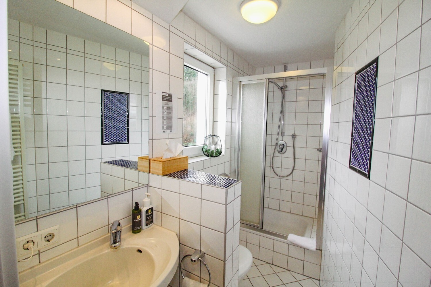 Gästhaus_OG_DZ_Bad_Zimmer 12