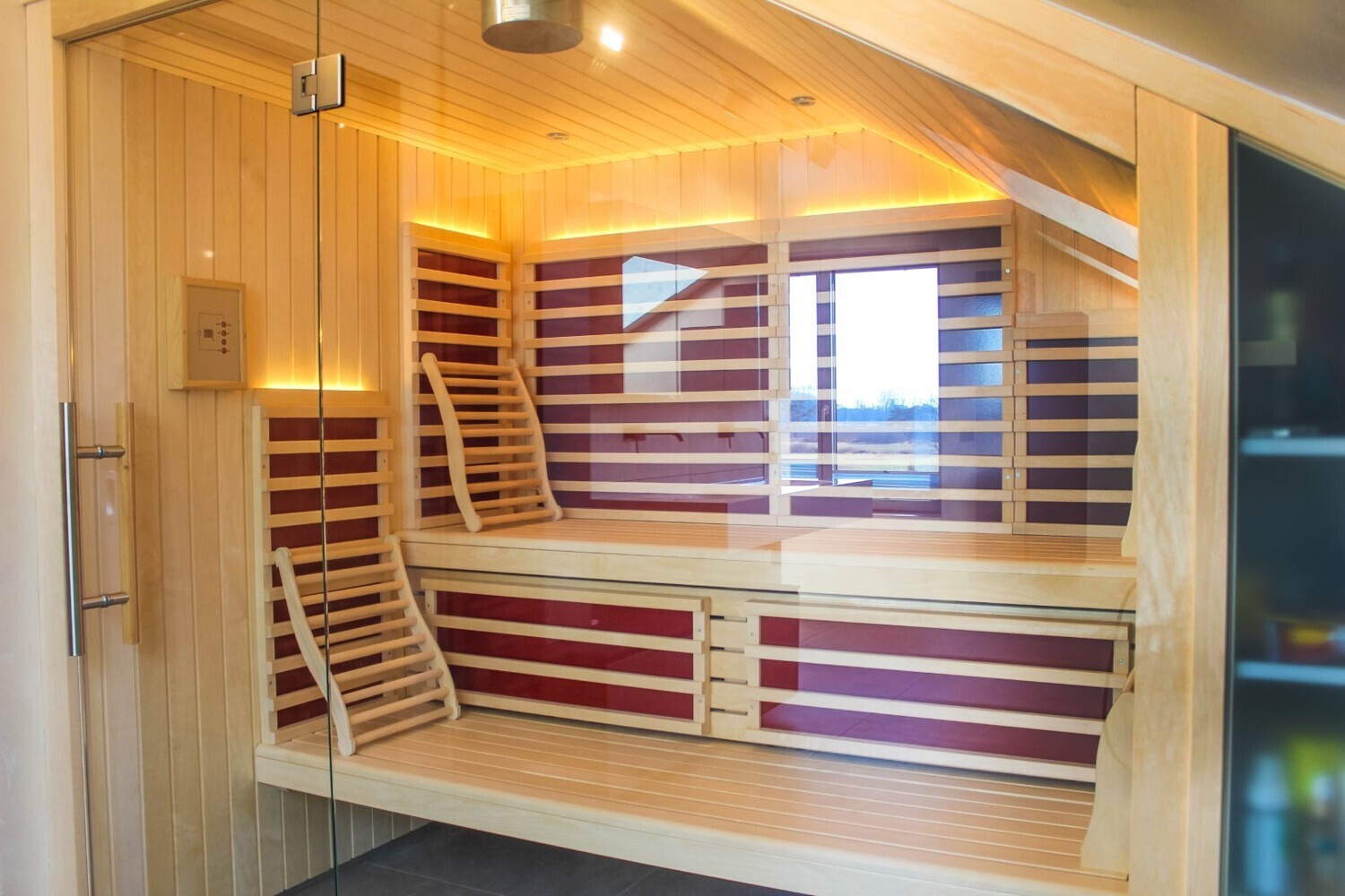 OG_Badezimmer_Sauna (2)