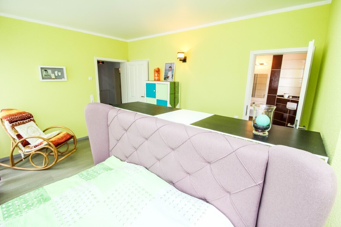 1. OG Schlafzimmer 2