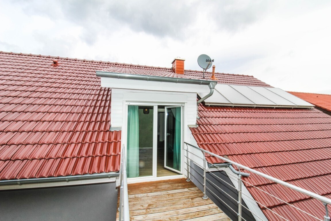 2. OG Schlafzimmer Terrassenausgang