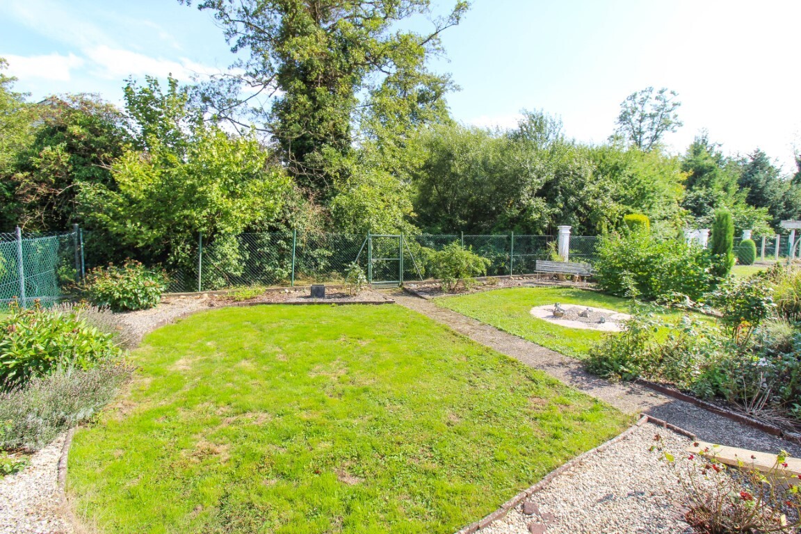 Außen Garten Bild 2 ()