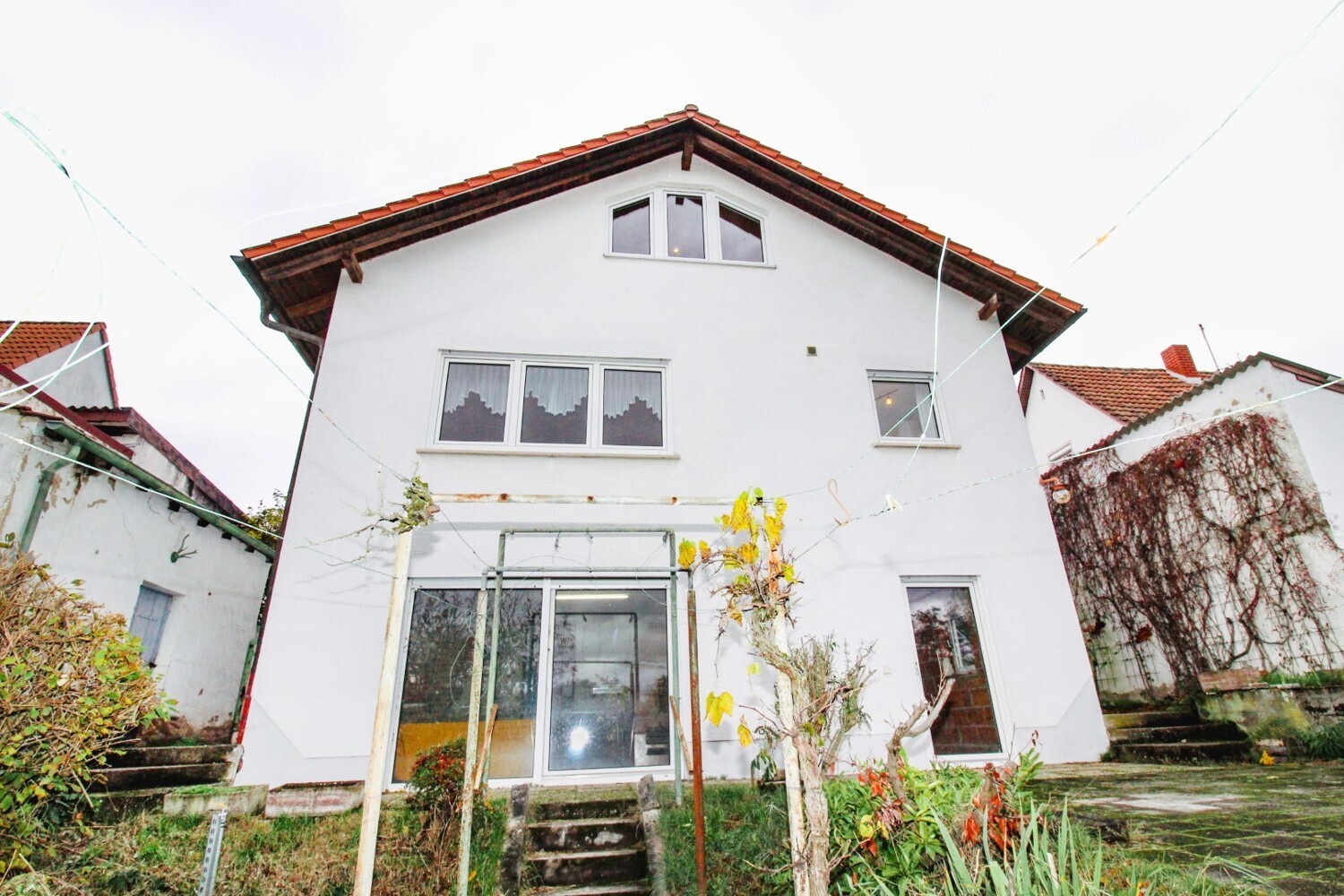 Haus Rückseite Bild 2