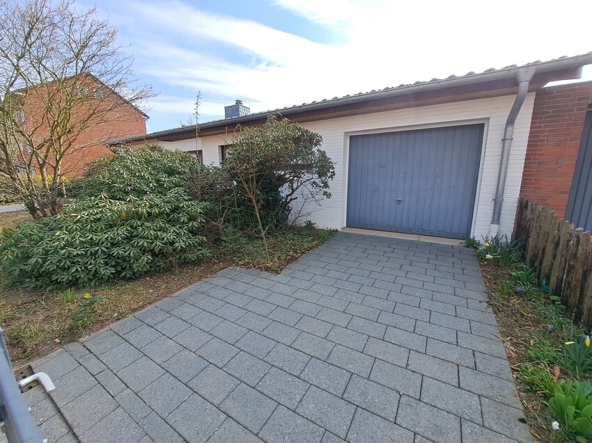 Eine Garage direkt am Haus