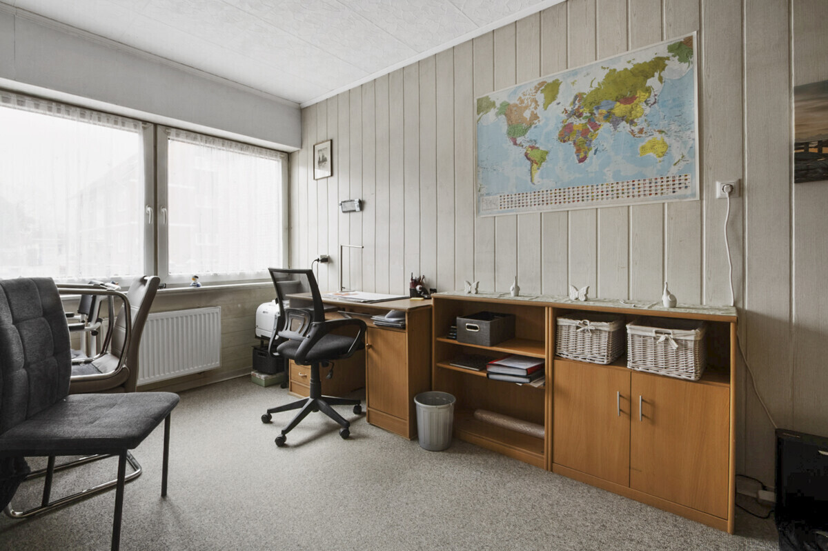 Ankleidezimmer (2)