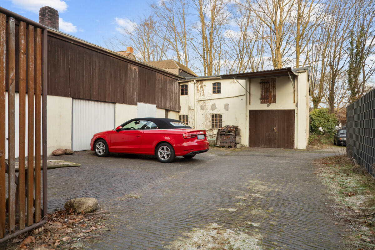 Hof hinter dem Haus