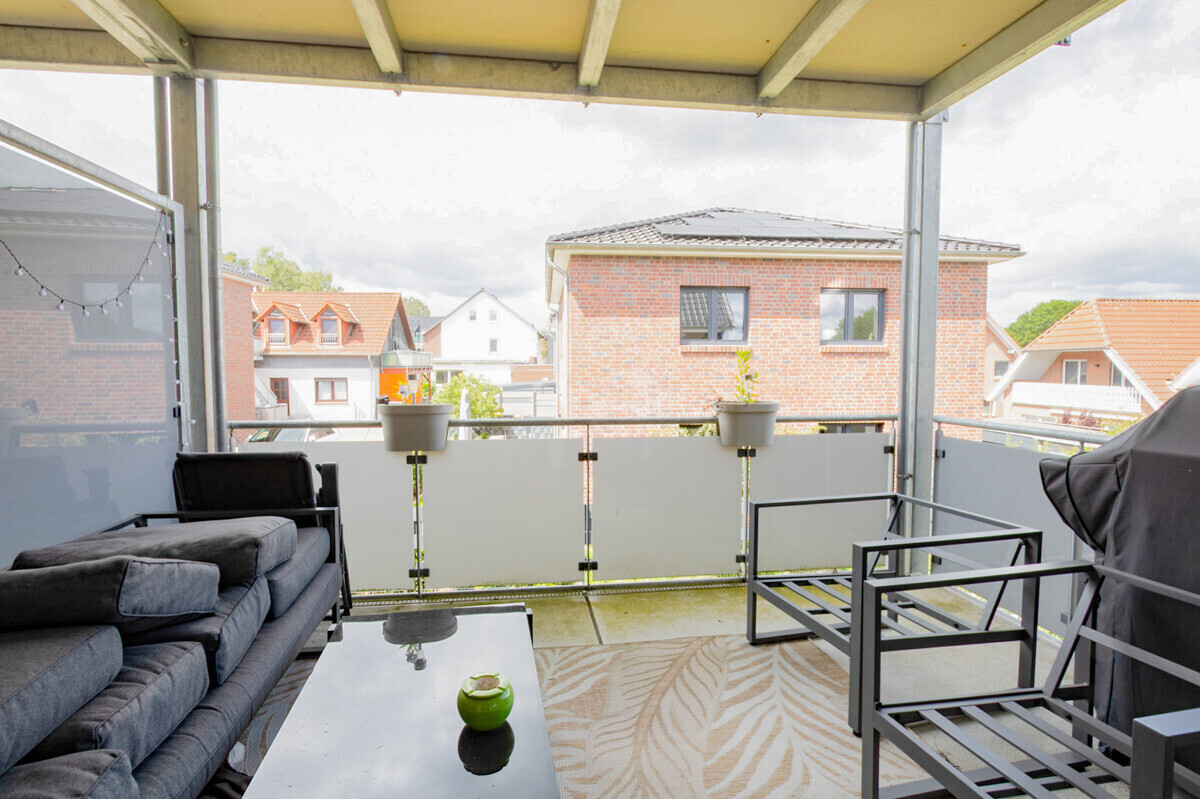 überdachter Balkon