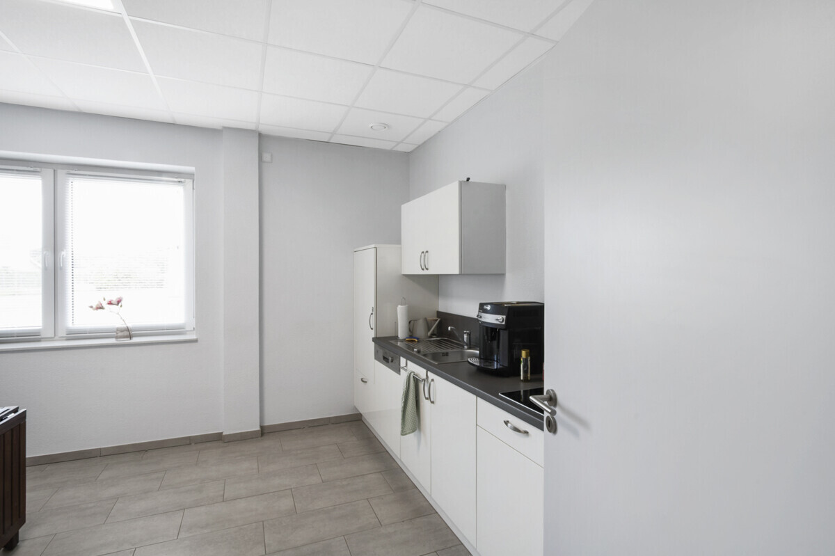 Büro/Küche