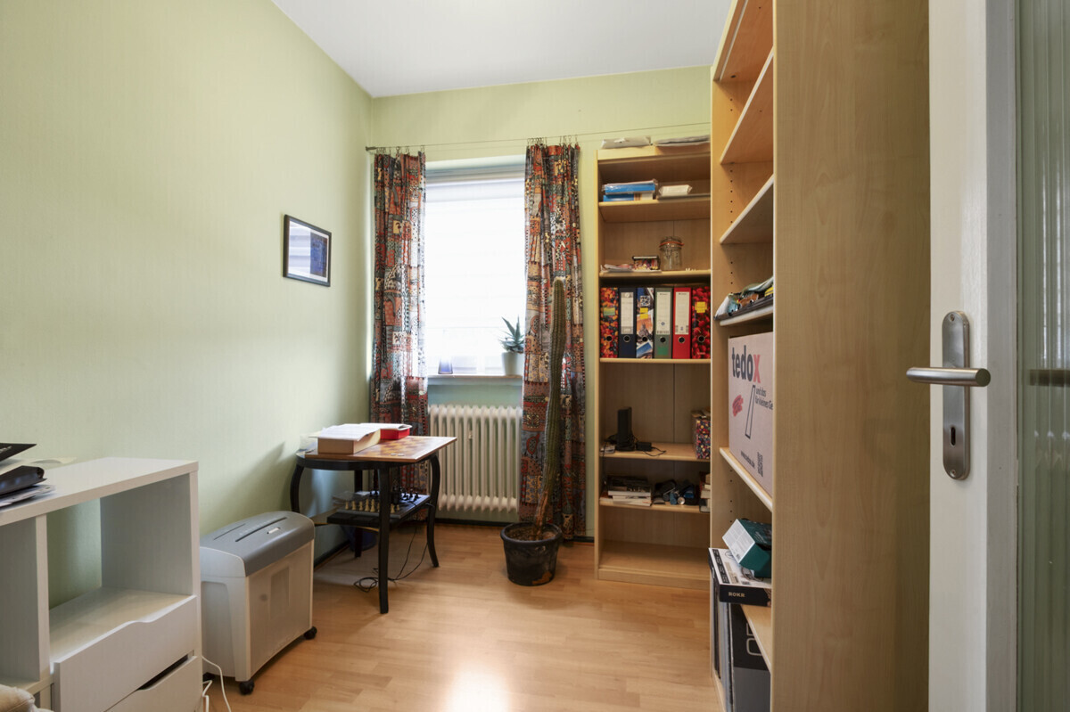 Büro (2)