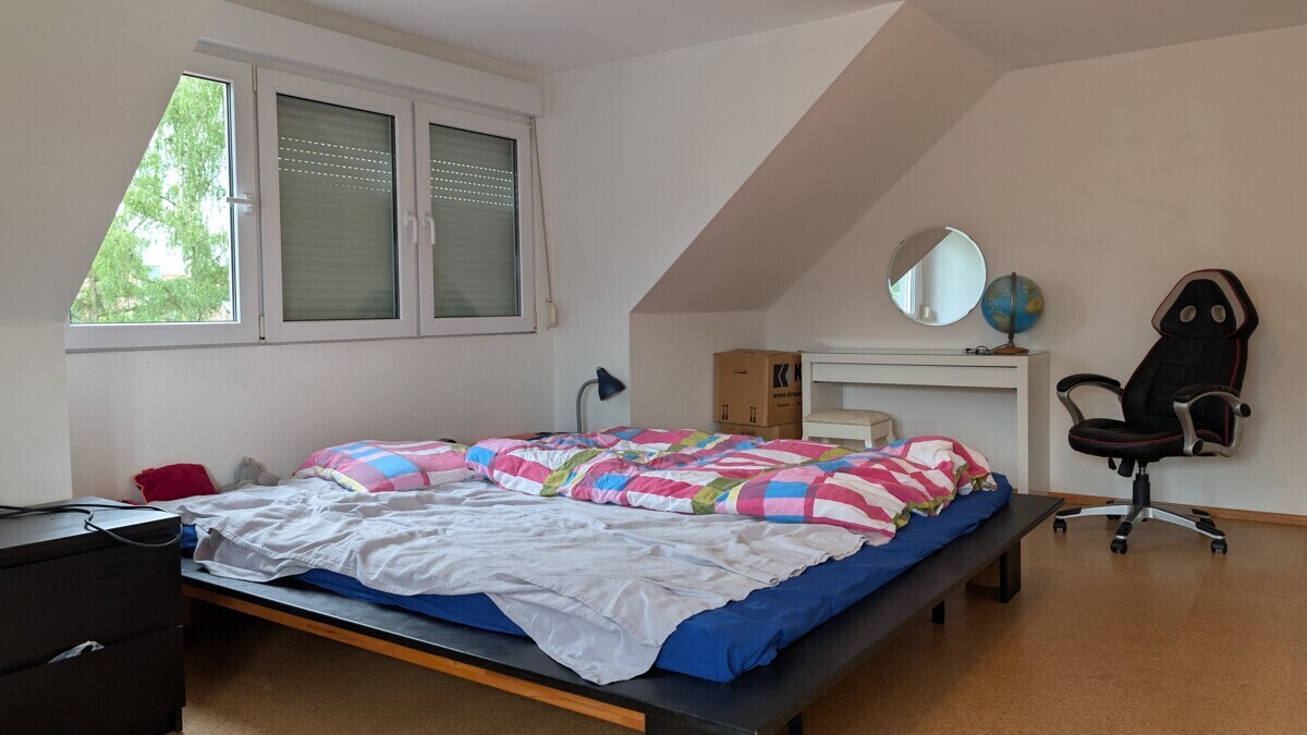 Schlafzimmer DG