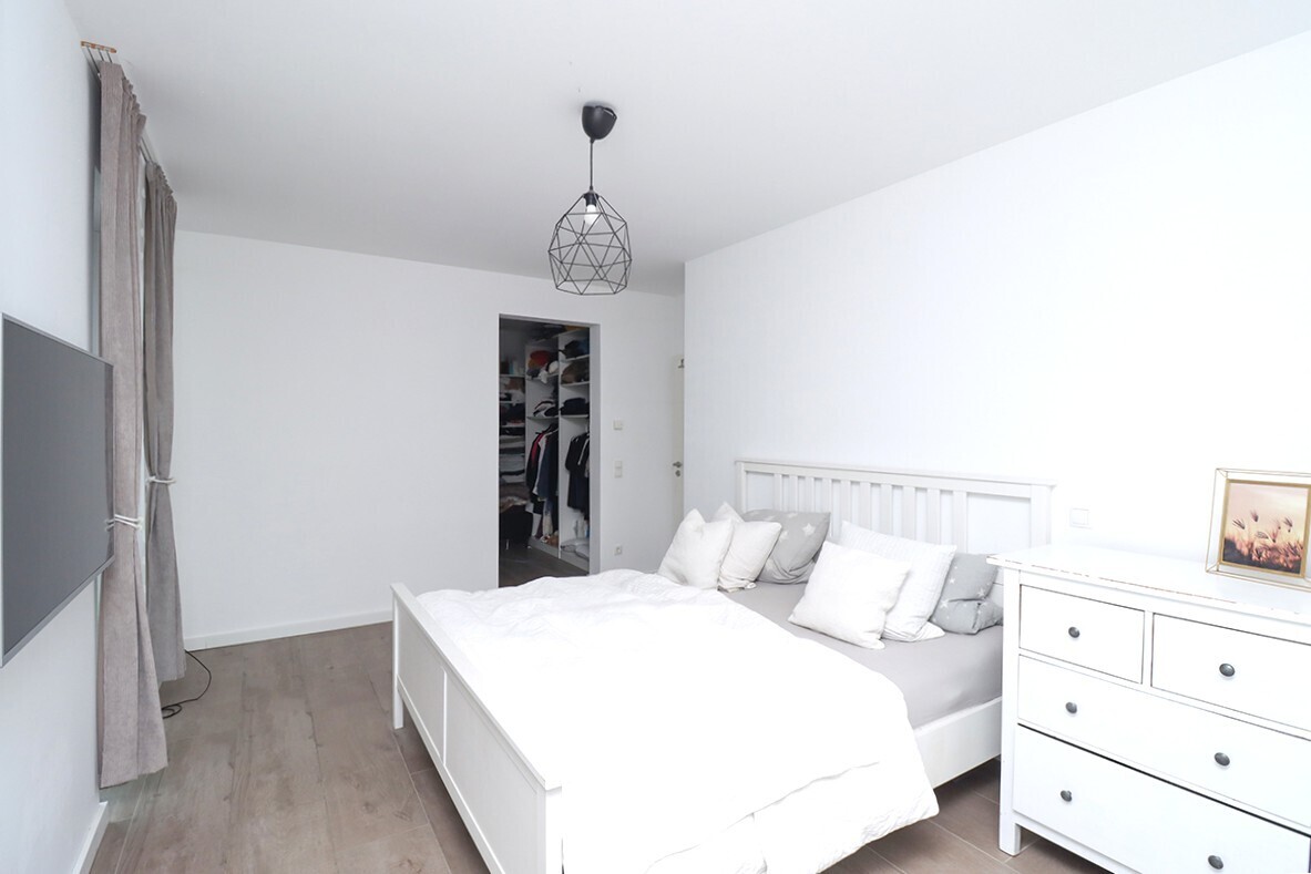 Schlafzi. mit Ankleide/Büro