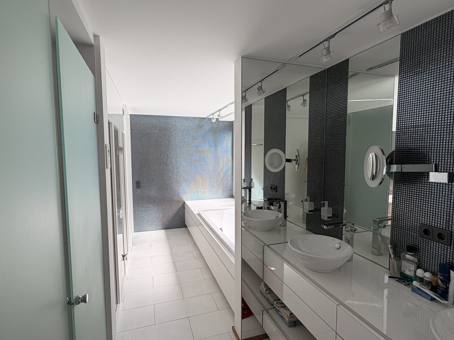 Badezimmer im Erdgeschoss II