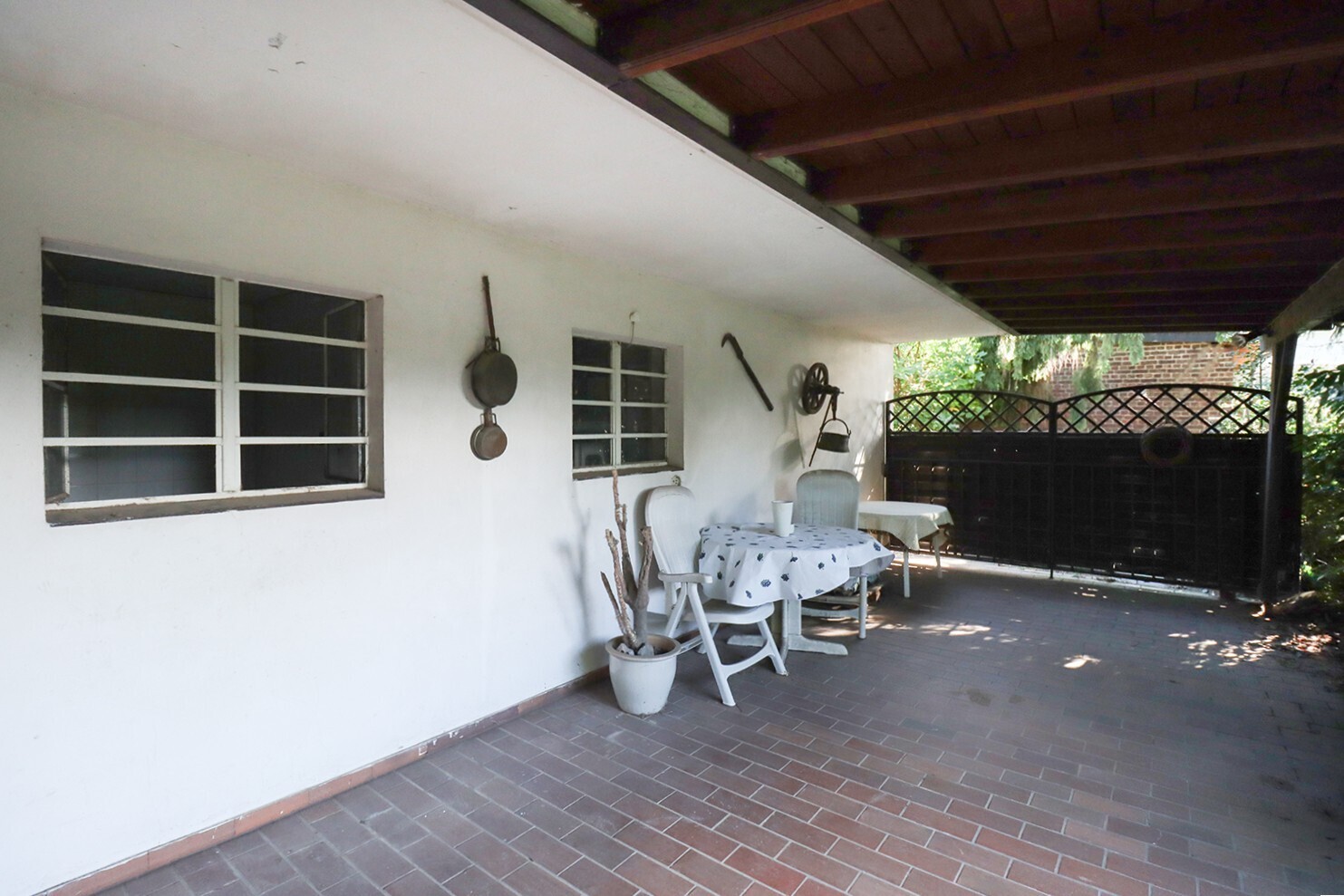 Überdachte Terrasse