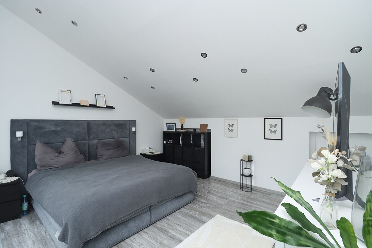 Schlafzimmer OG, Bild Nr. 2