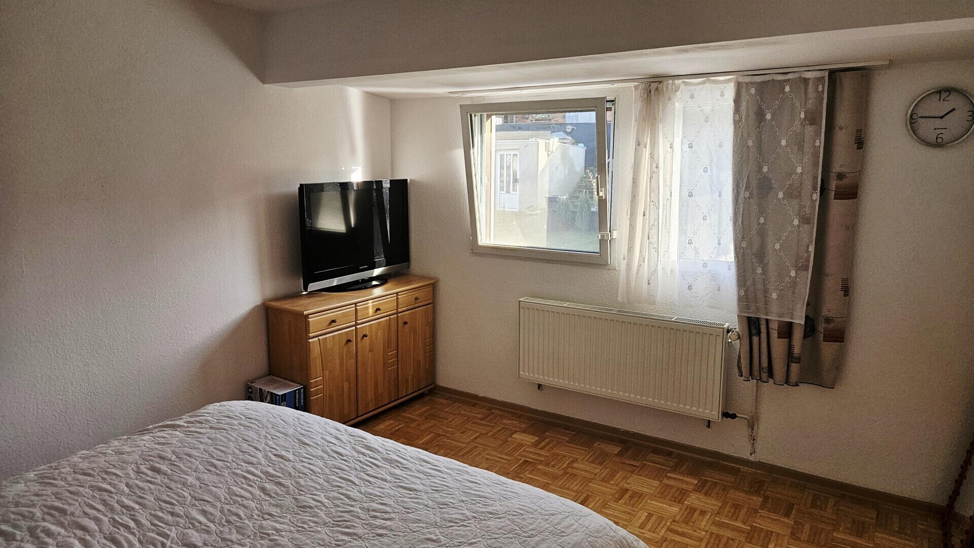 Schlafzimmer 2