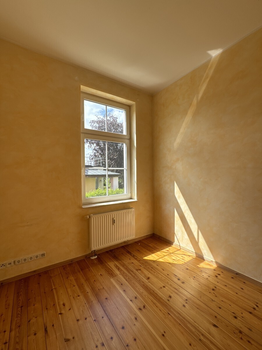 Kinderzimmer / Büro / Ankleide