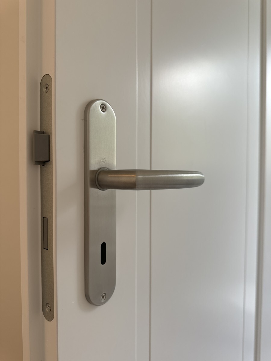 Stiltür mit Armaturen