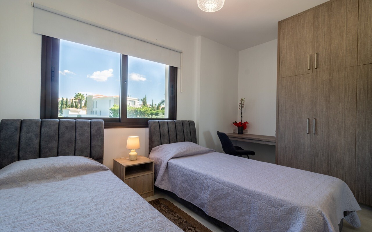 Schlafzimmer 2
