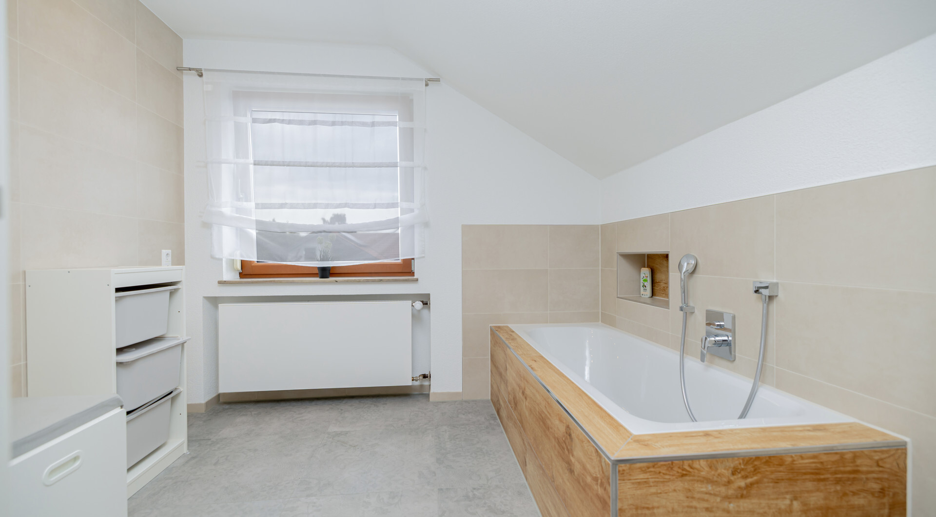 DG Bad - Schlafzimmer 1