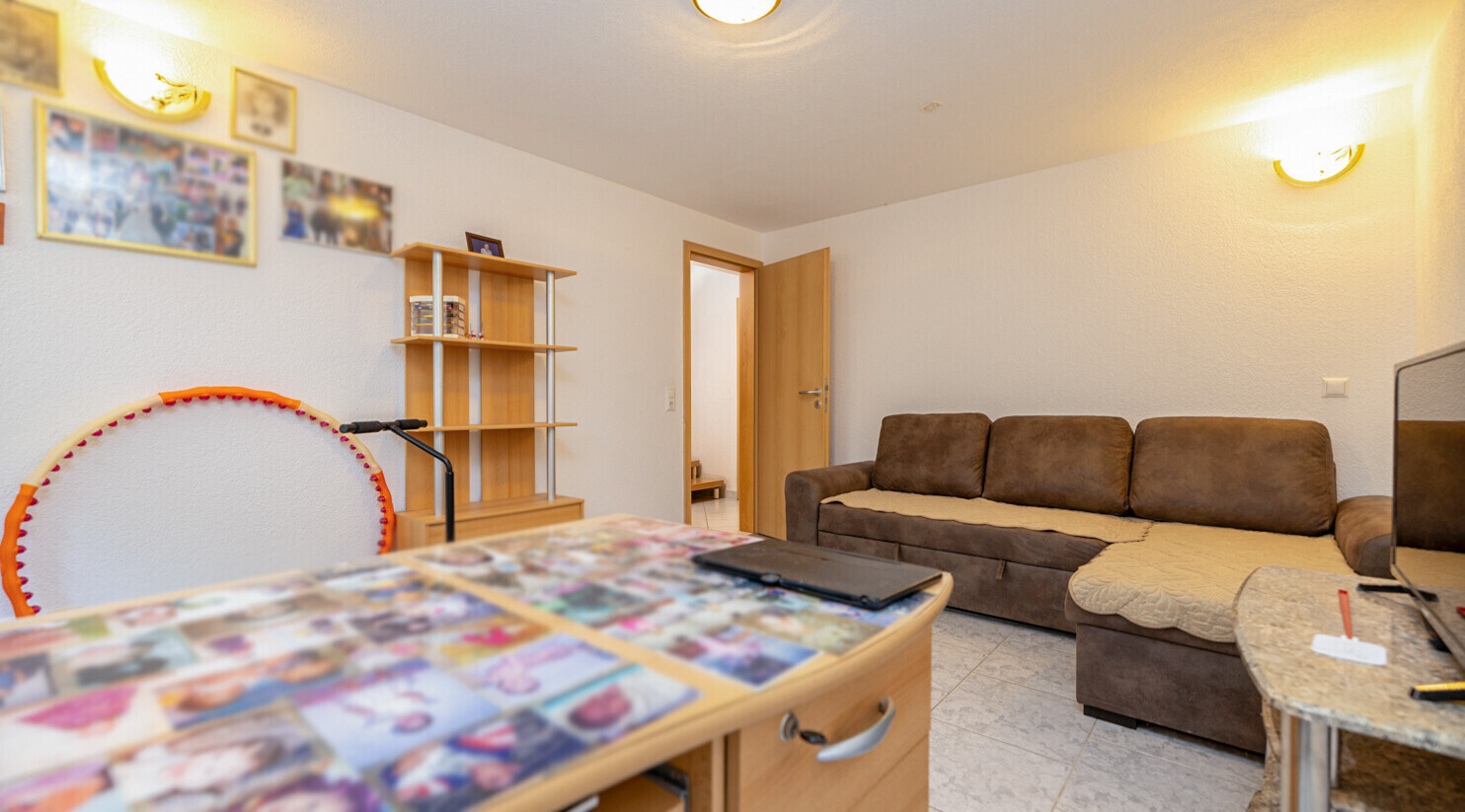 Kinderzimmer 3 - Büro UG