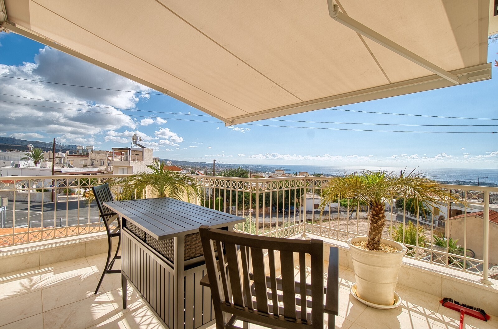 Balkon mit Meerblick