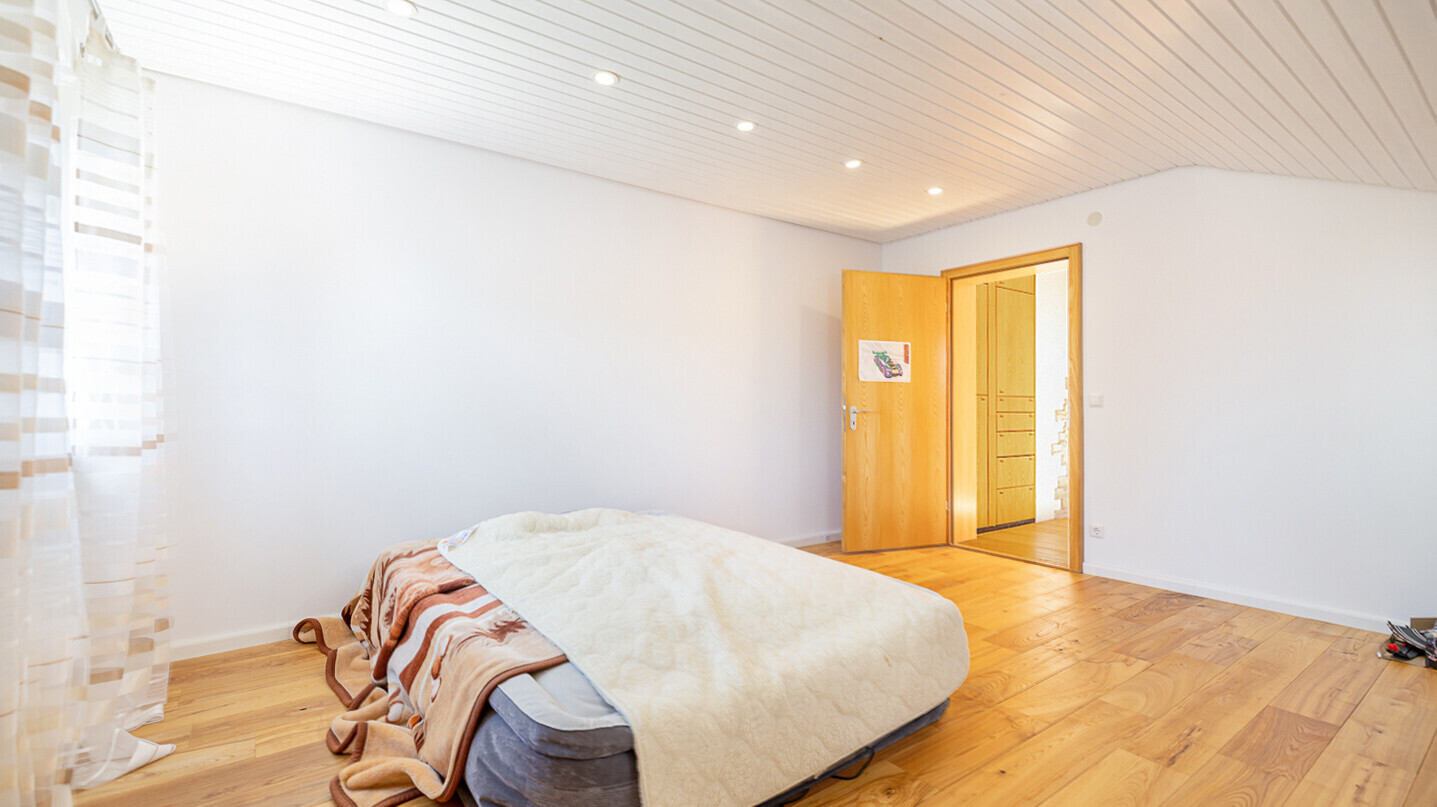 DG Schlafzimmer 3