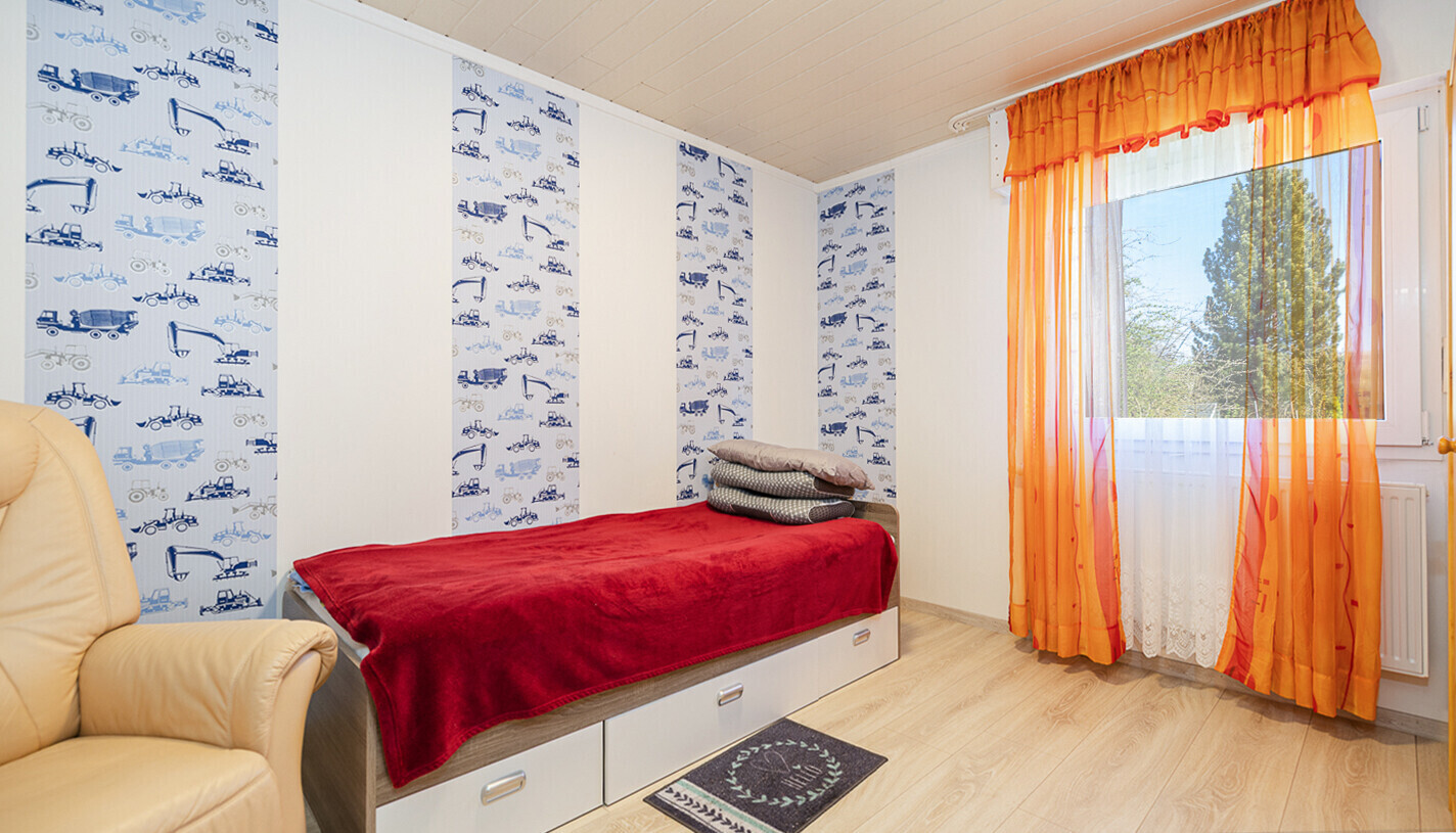 Schlafzimmer 2