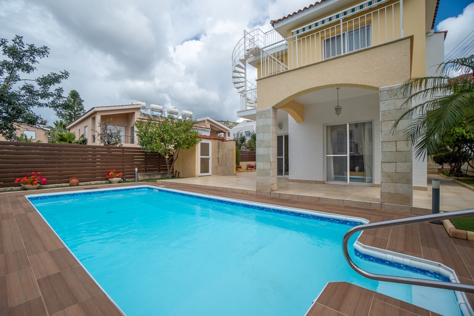 Villa mit Pool