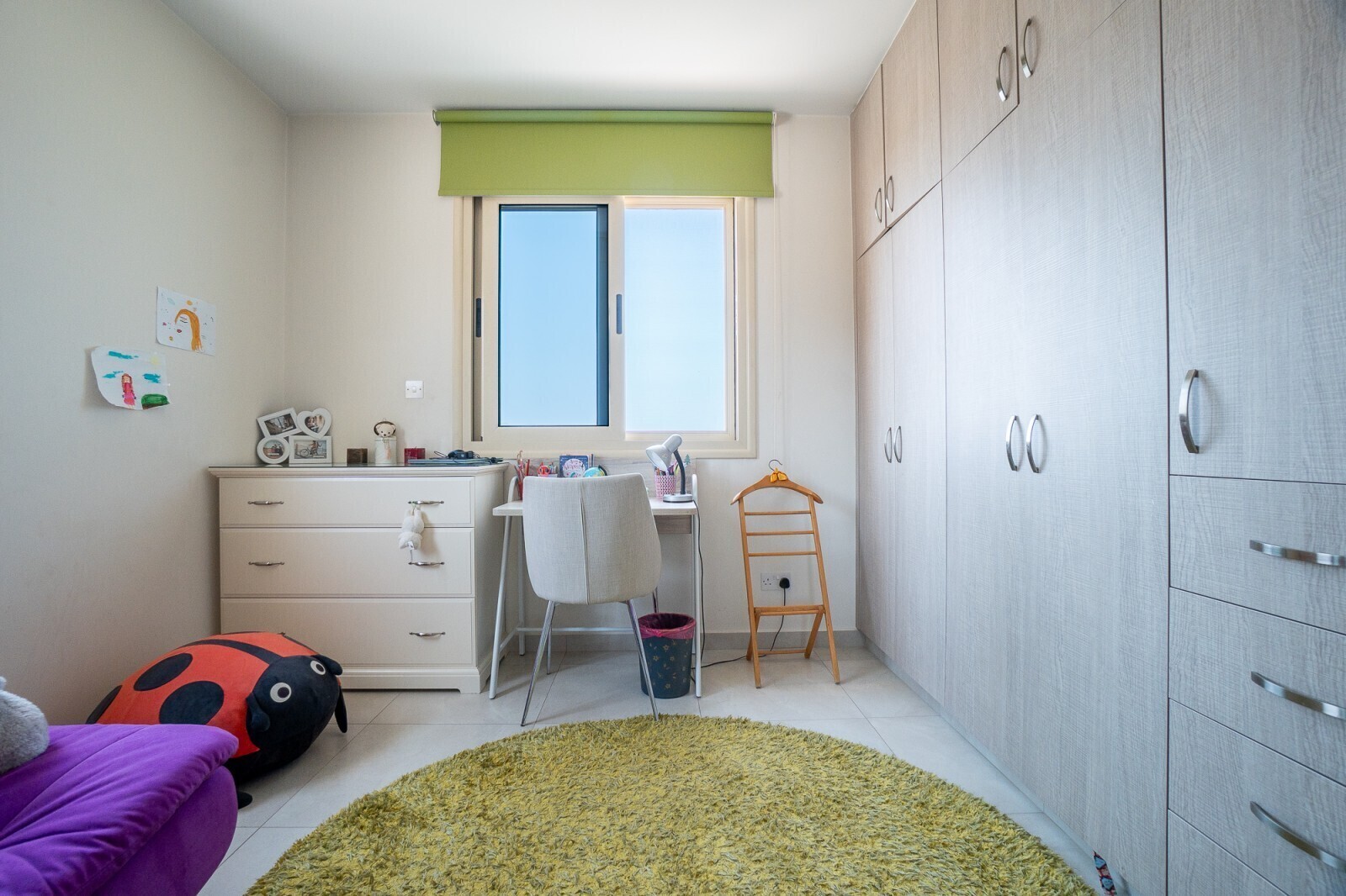 Schlafzimmer 1