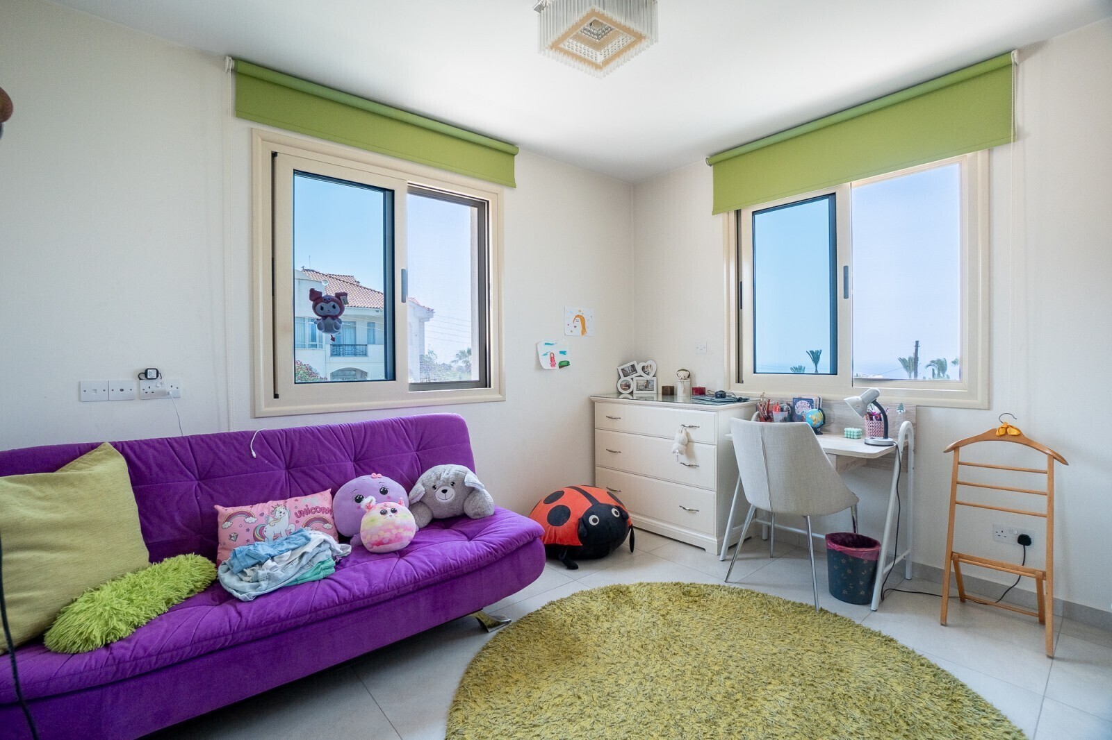 Schlafzimmer 1