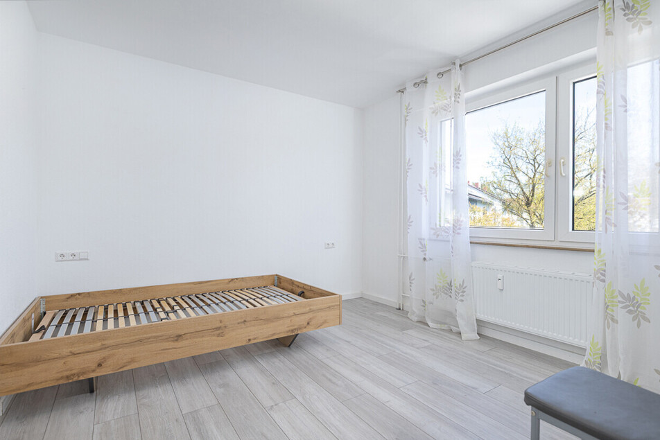 Schlafzimmer 1