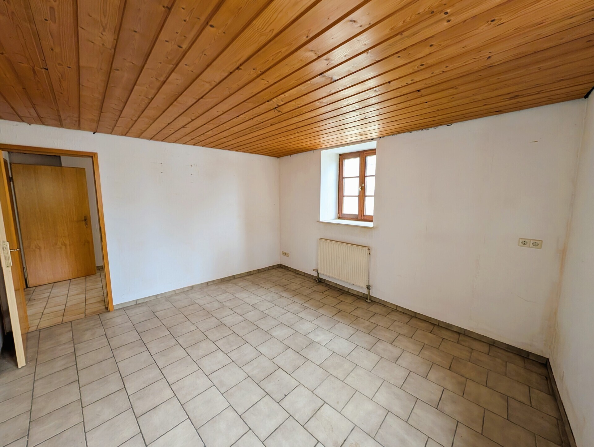 UG Zimmer 4
