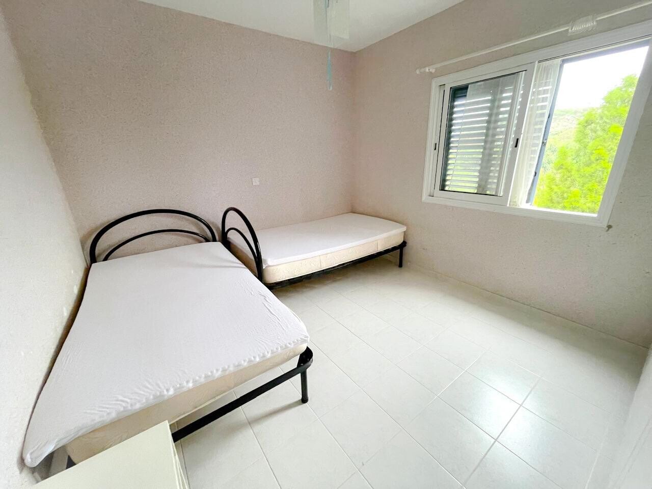 Schlafzimmer 2