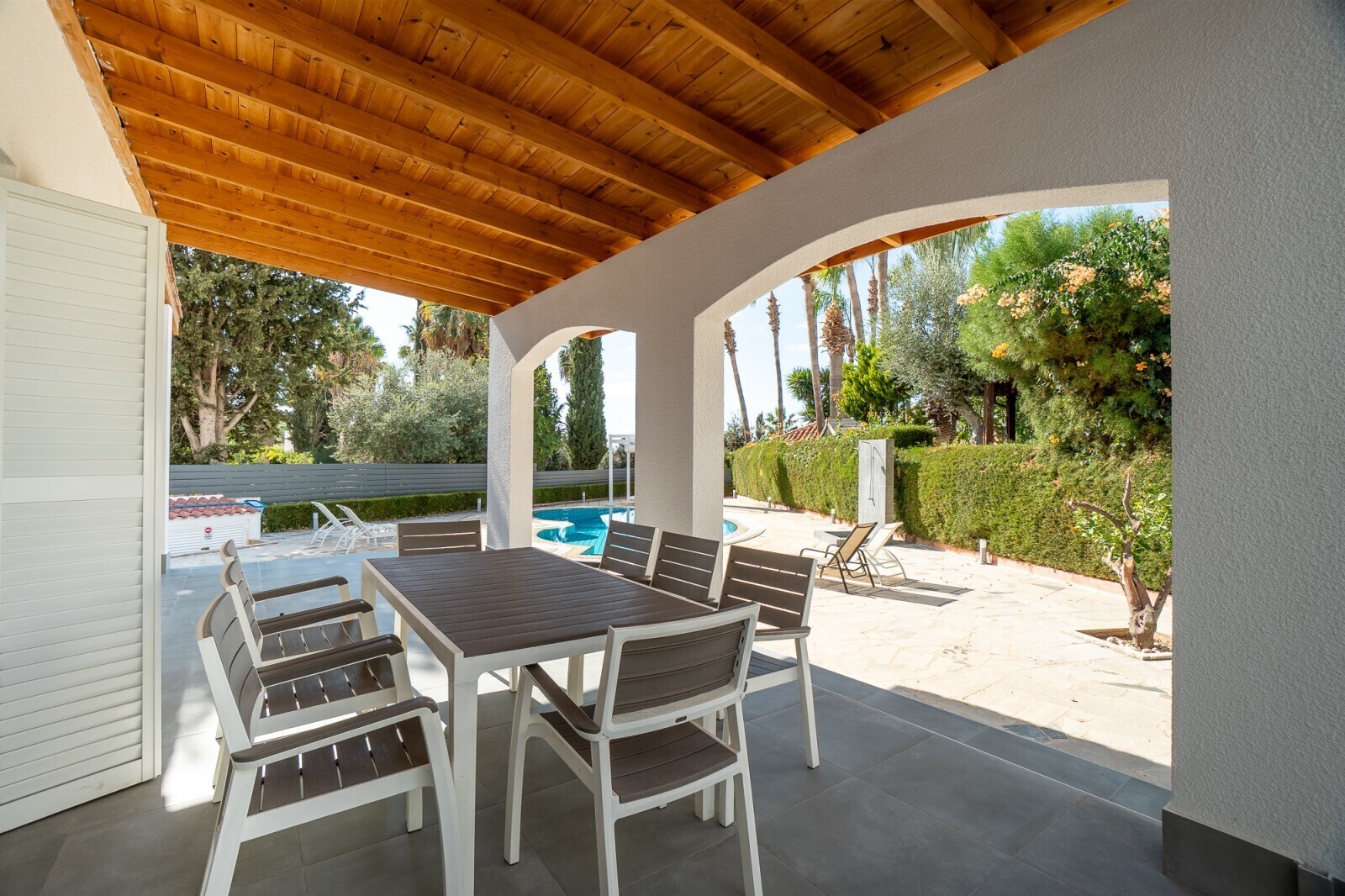 Überdachte Terrasse