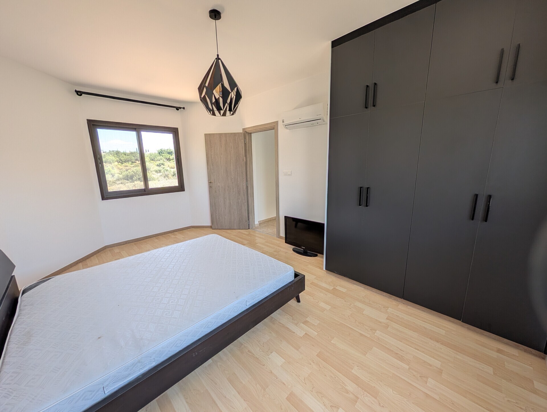 Schlafzimmer 3