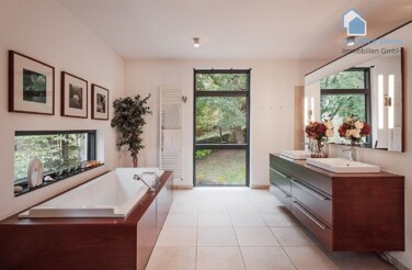 Badezimmer Ansicht 1