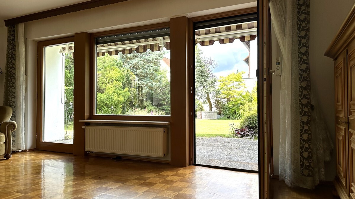 Wohnzimmer zur Westterrasse