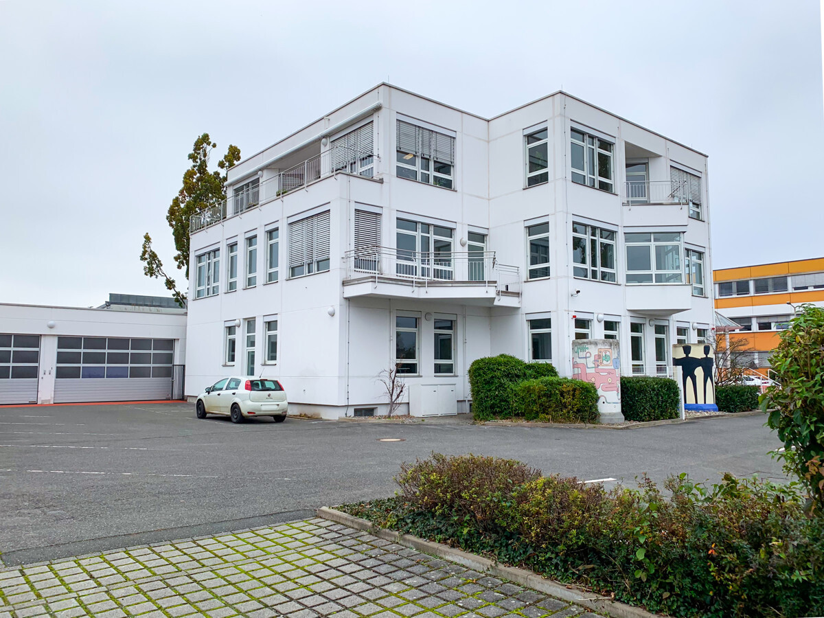 Ansicht Parkplatzseite