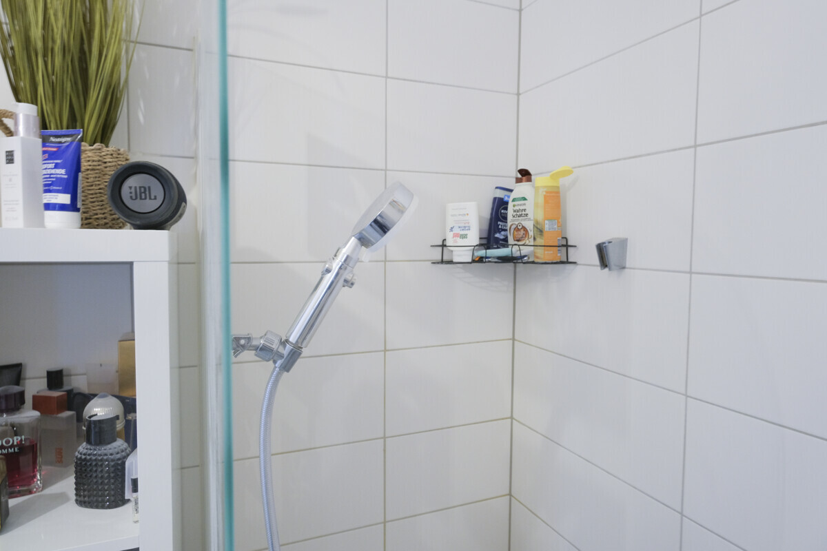 Bad - Dusch-Badewanne