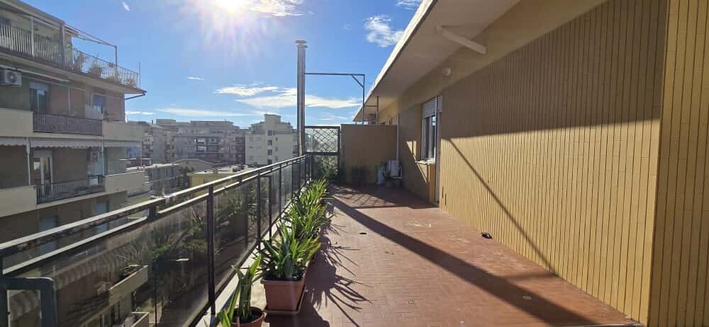 WhatsApp Image 2025-10-13 at 14.57.53 (4)