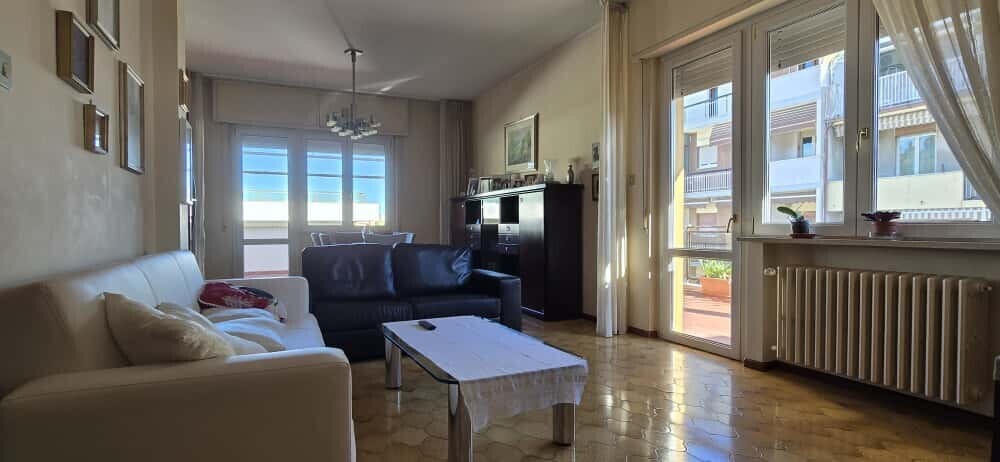 WhatsApp Image 2025-10-13 at 14.57.56